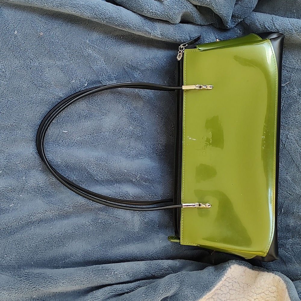 Beijo faux leather green/black color block shoulder bag. GUC. Preloved